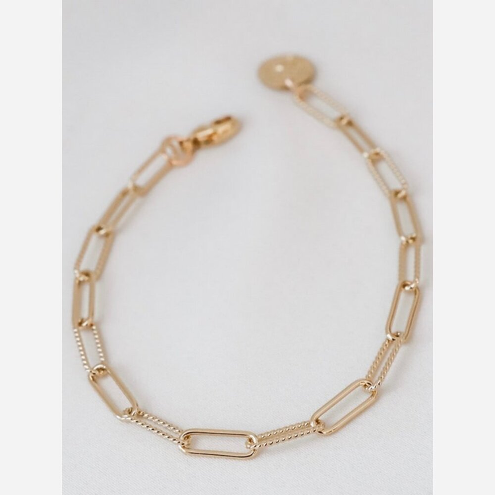 Paperclip Chain Bracelet – Adjustable Gold Overlay with Smooth & Textured Links